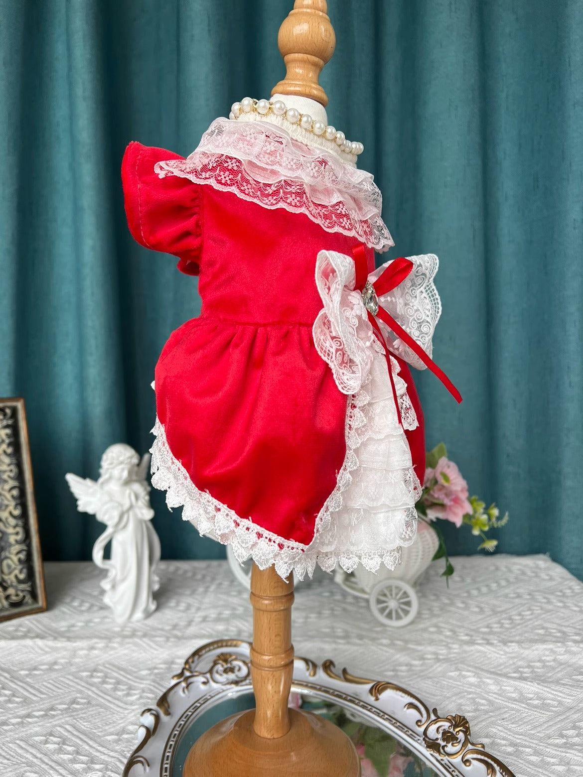 Queen Ribbon Red Lacey Lolita Dress